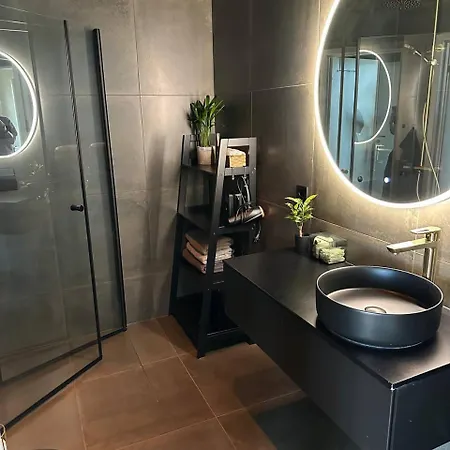 New! Exclusive Home, 4 Bedrooms, Unbeatable View