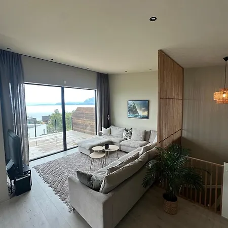 New! Exclusive Home, 4 Bedrooms, Unbeatable View Dom wakacyjny *