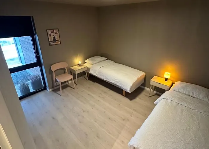 New! Exclusive Home, 4 Bedrooms, Unbeatable View بيت للعطل هارستاد